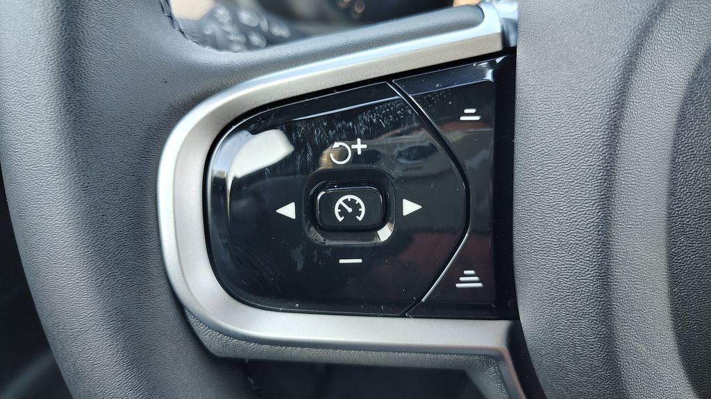 New 2026 Volvo XC90 B6 Plus AWD/4WD image 15