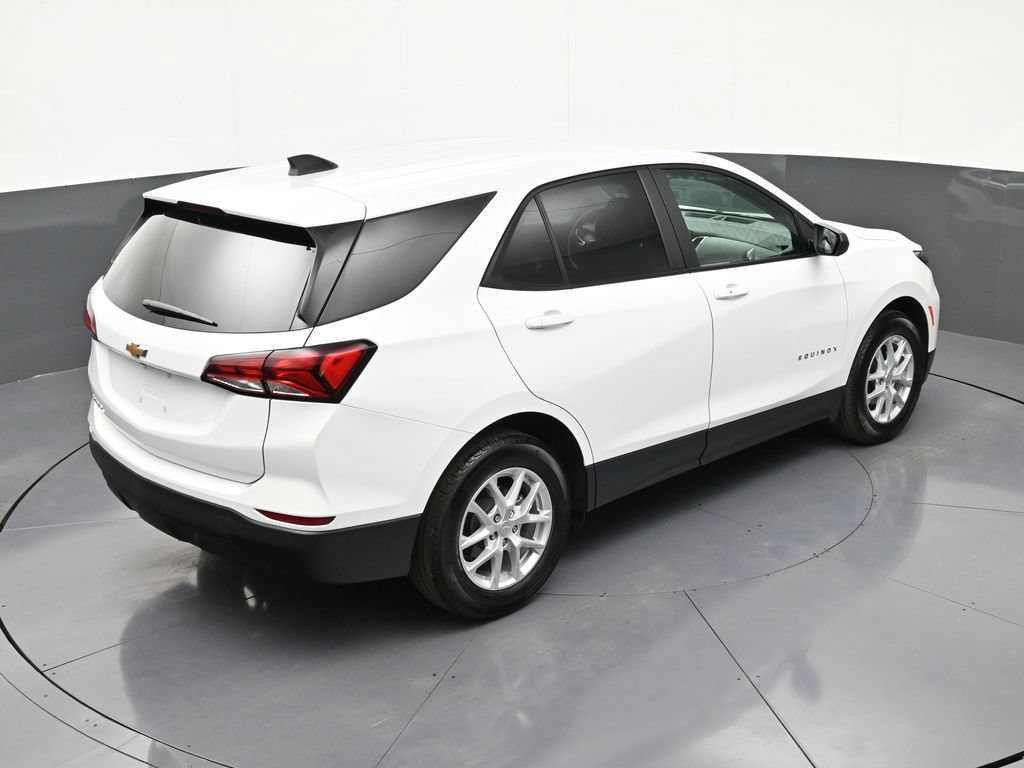 Used 2024 Chevrolet Equinox LS w/ LS Convenience Package FWD image 20