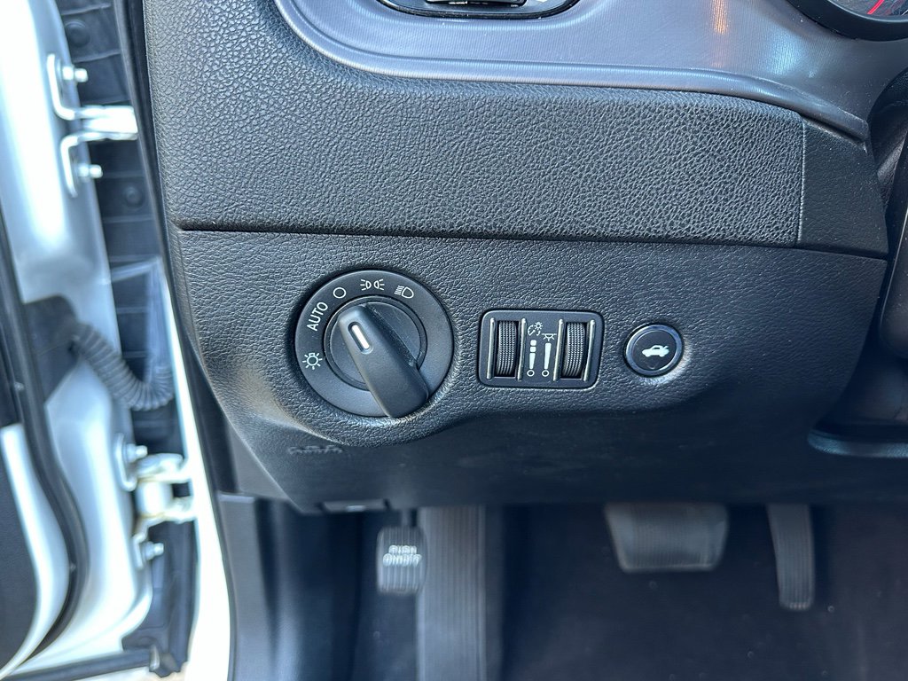 Used 2023 Dodge Charger GT w/ Blacktop Package image 18