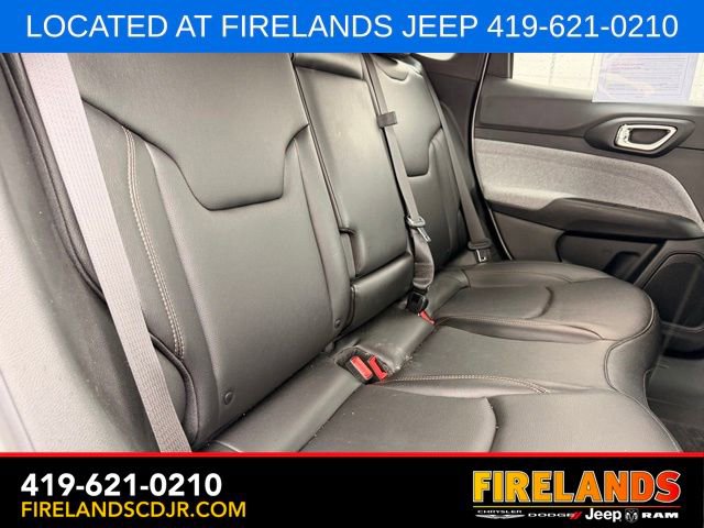Used 2024 Jeep Compass Latitude AWD/4WD image 12