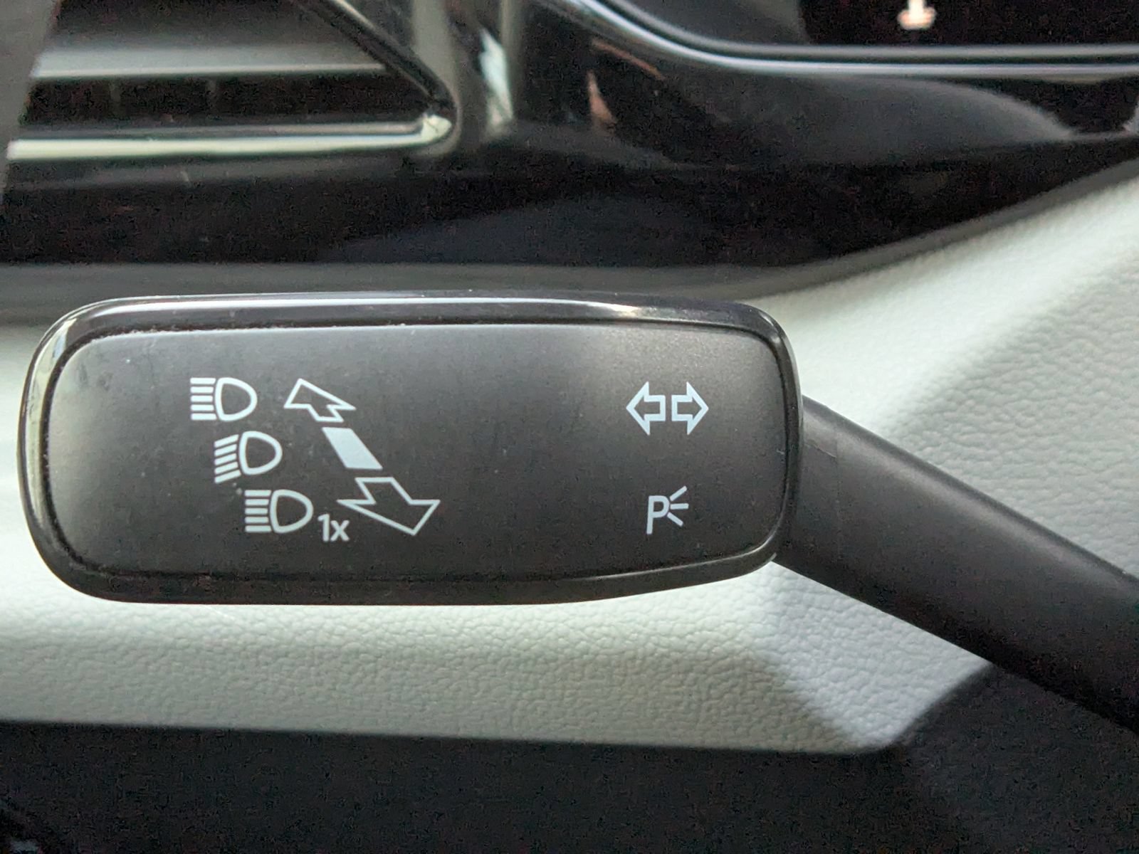 Used 2022 Volkswagen Taos S AWD/4WD image 26