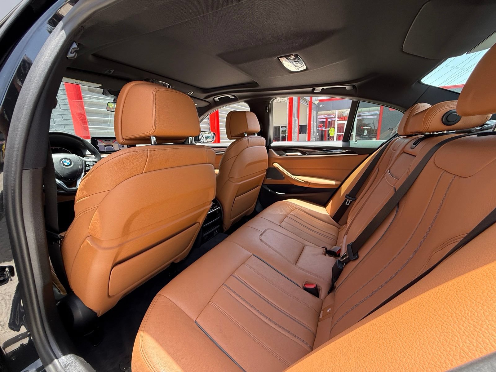 Used 2020 BMW 540i xDrive w/ Premium Package AWD/4WD image 18