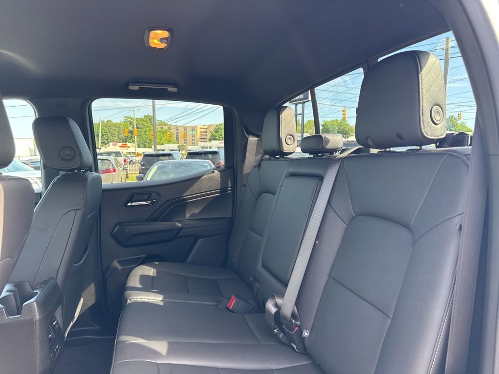 Used 2023 GMC Canyon Elevation w/ Elevation Premium Package AWD/4WD image 28
