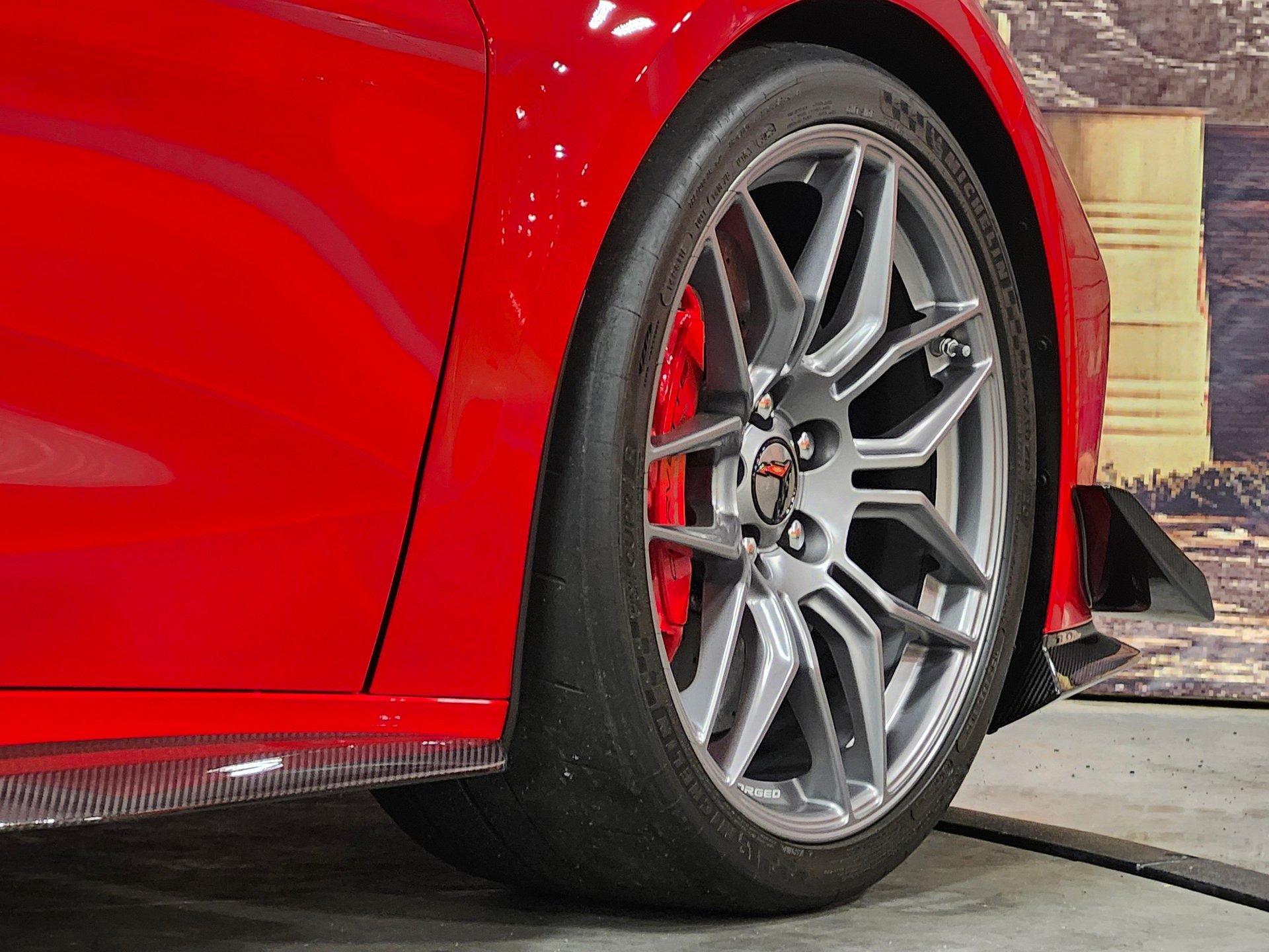 Used 2023 Chevrolet Corvette Z06 w/ Z07 Performance Package RWD image 32