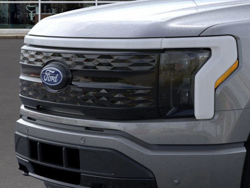 New 2025 Ford F150 Lightning Platinum AWD/4WD image 17