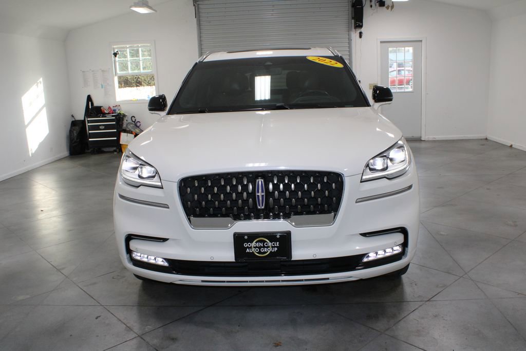 Used 2022 Lincoln Aviator Grand Touring w/ Equipment Group 301A image 3