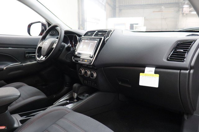 New 2026 Mitsubishi Outlander Sport SE AWD/4WD image 17