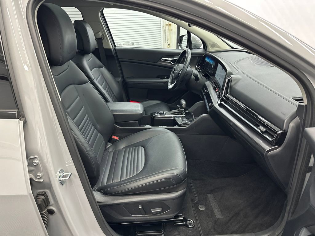 Used 2023 Kia Sportage SX image 15