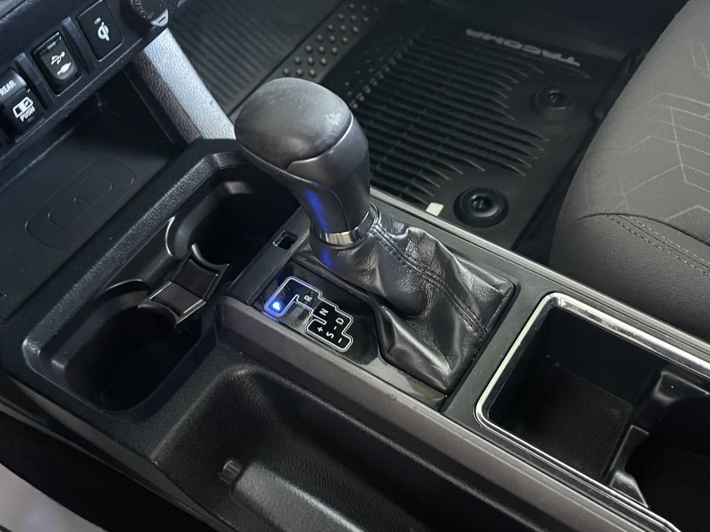 Used 2019 Toyota Tacoma TRD Sport w/ Technology Package RWD image 26