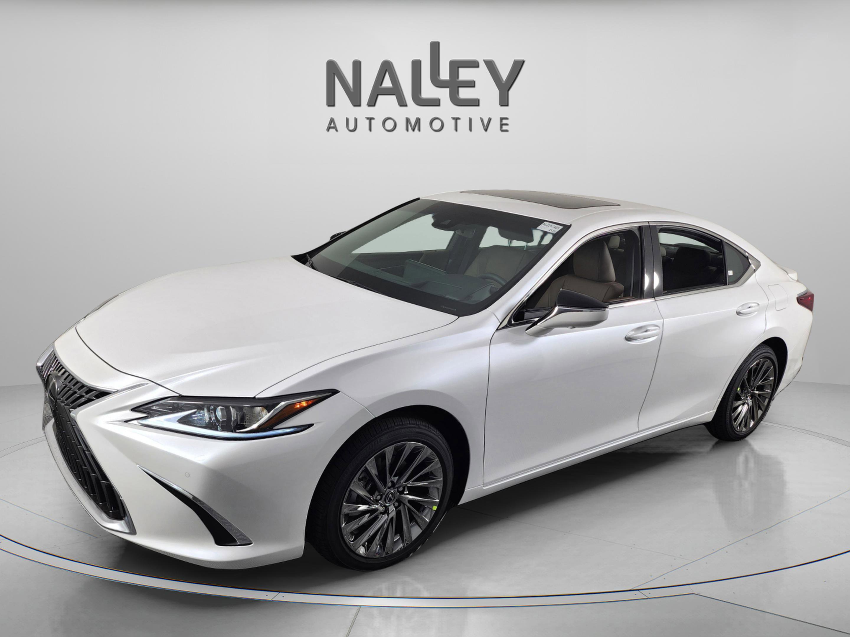 New 2025 Lexus ES 300h w/ Luxury Package