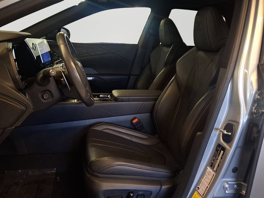 Used 2023 Lexus RX 350 F Sport w/ Accessory Package AWD/4WD image 13