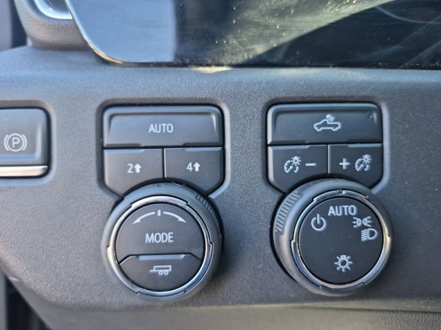 Certified 2023 Chevrolet Silverado 1500 LT AWD/4WD image 25