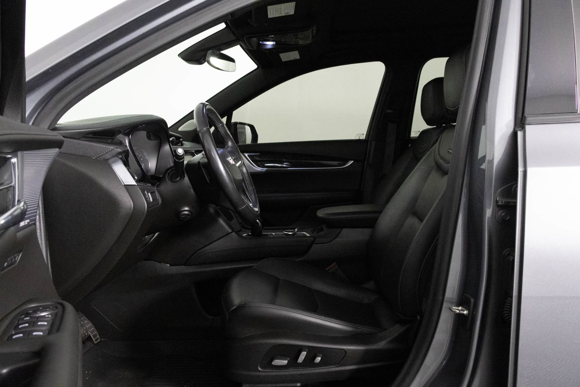 Used 2021 Cadillac XT6 Premium Luxury image 20