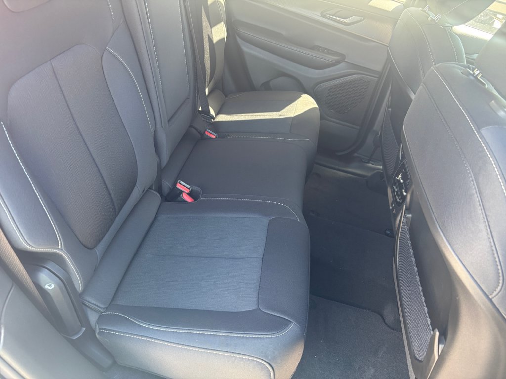 New 2025 Jeep Grand Cherokee Laredo X w/ Luxury Tech Group I AWD/4WD image 35