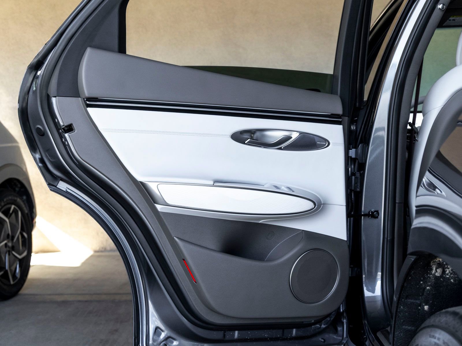 Used 2026 Genesis GV70 2.5T Advanced image 20