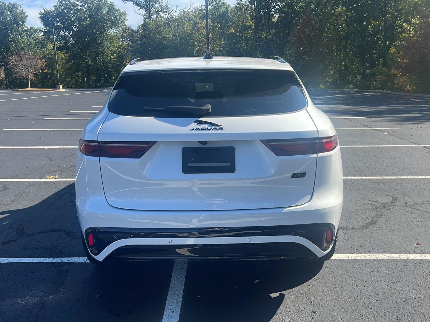 Certified 2026 Jaguar F-PACE R-Dynamic S AWD/4WD image 4