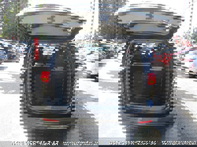 Used 2016 Kia Sedona LX w/ LX Essentials Premium Package image 14