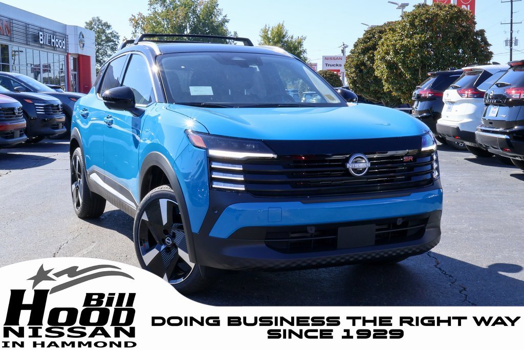 New 2026 Nissan Kicks SR w/ Cold Weather Package