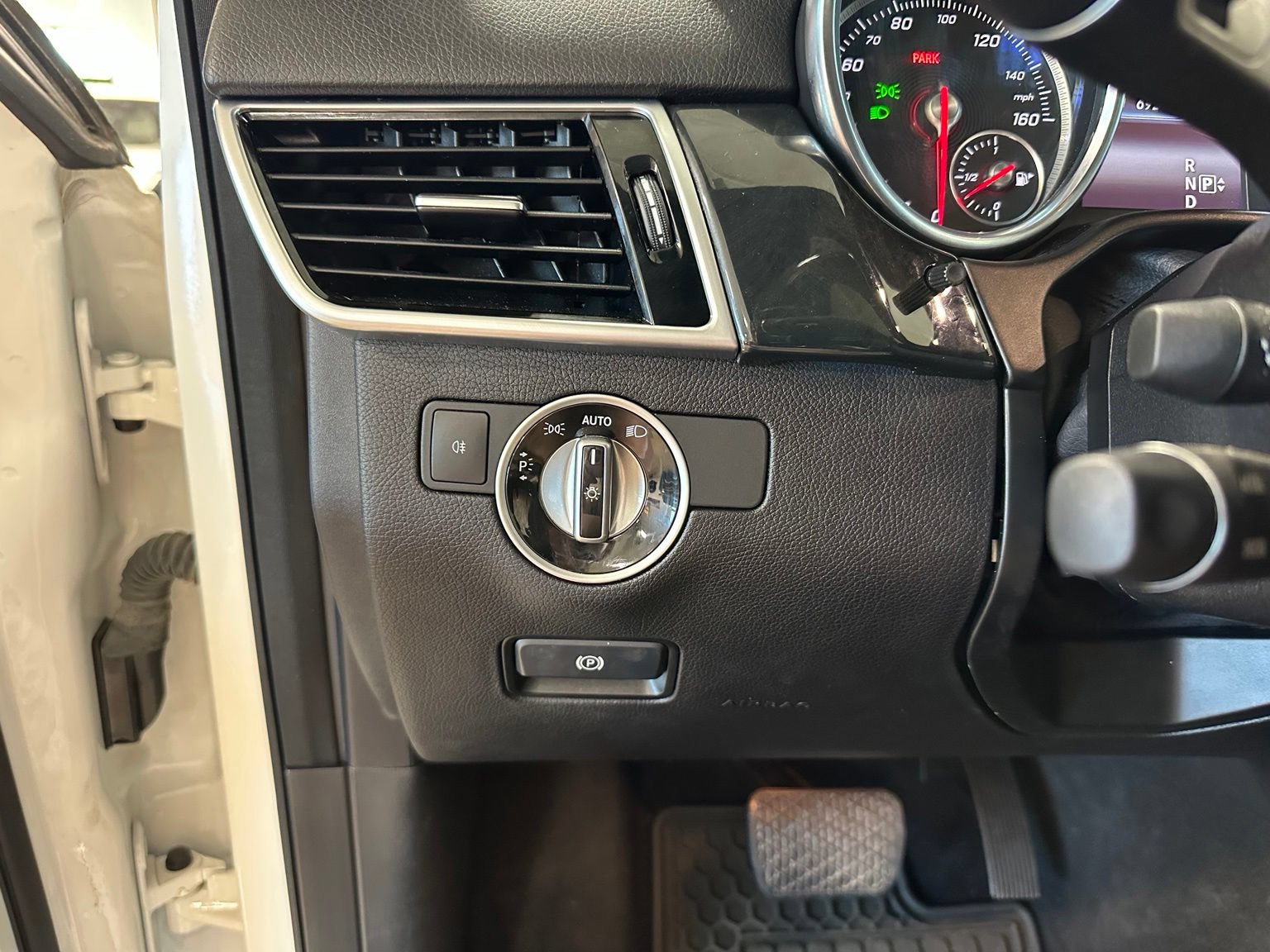 Used 2016 Mercedes-Benz GLE 350 image 23