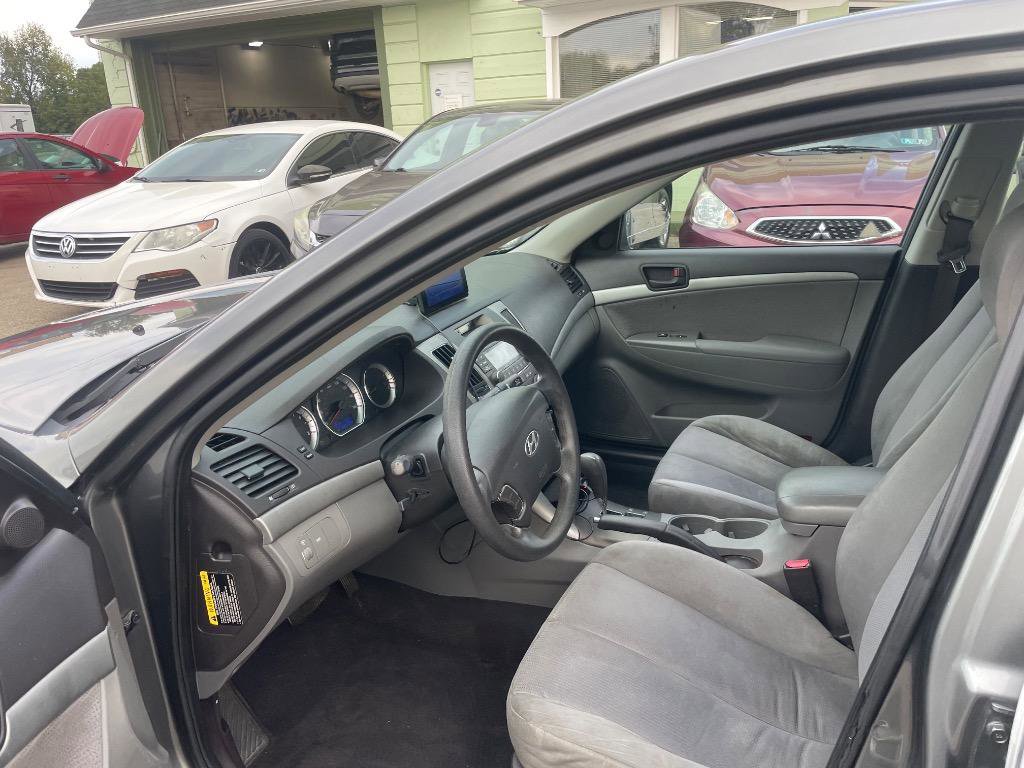 Used 2010 Hyundai Sonata GLS image 10