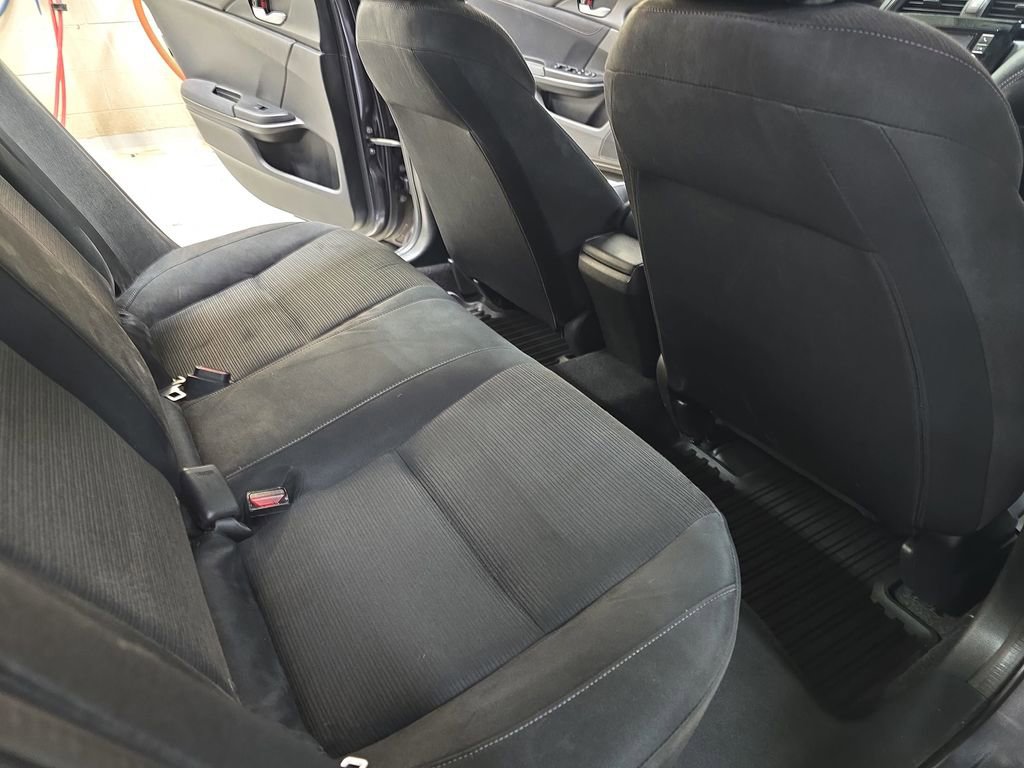 Used 2019 Honda Insight LX image 12