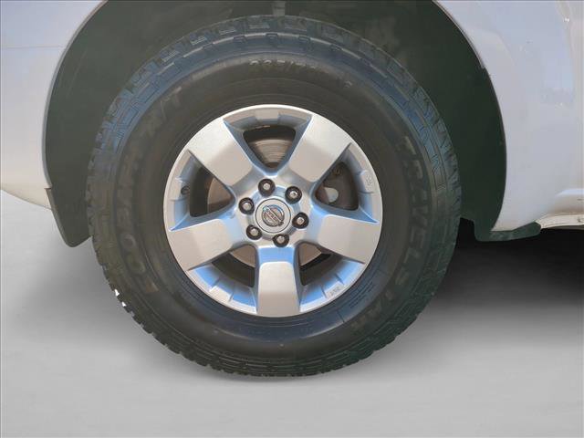 Used 2012 Nissan Frontier SV image 23