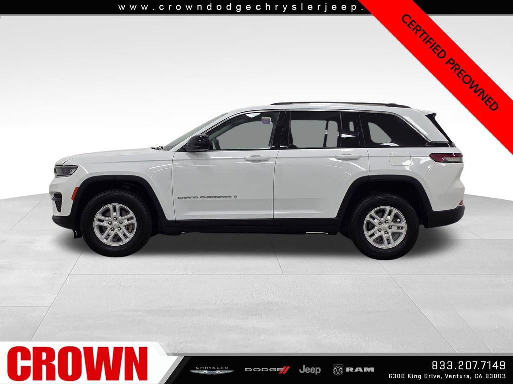 Used 2024 Jeep Grand Cherokee Laredo AWD/4WD image 4