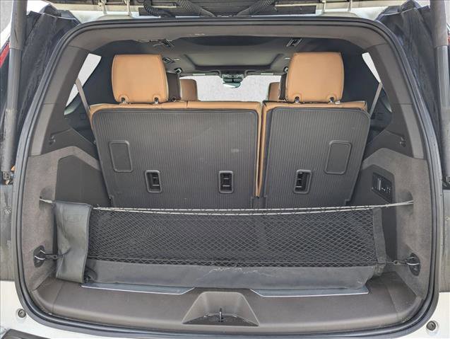 Certified 2023 Cadillac Escalade Premium Luxury image 16