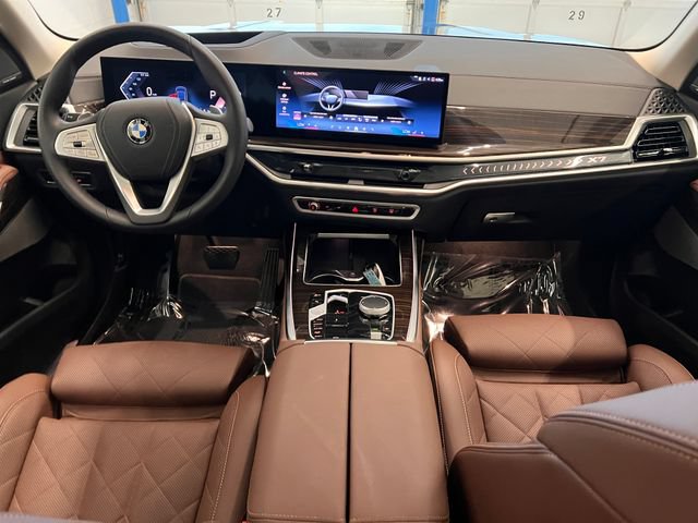 Used 2026 BMW X7 xDrive40i AWD/4WD image 22