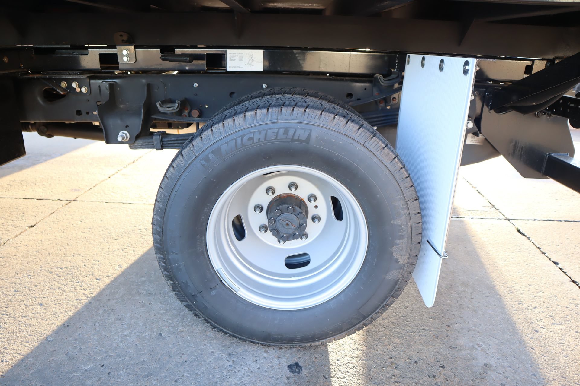 New 2025 Ford F350 XL AWD/4WD image 16