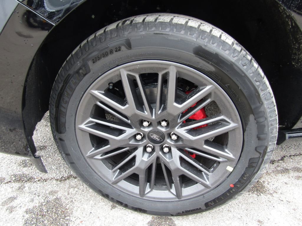 New 2025 Ford Expedition Max Platinum w/ Stealth Performance Package image 33