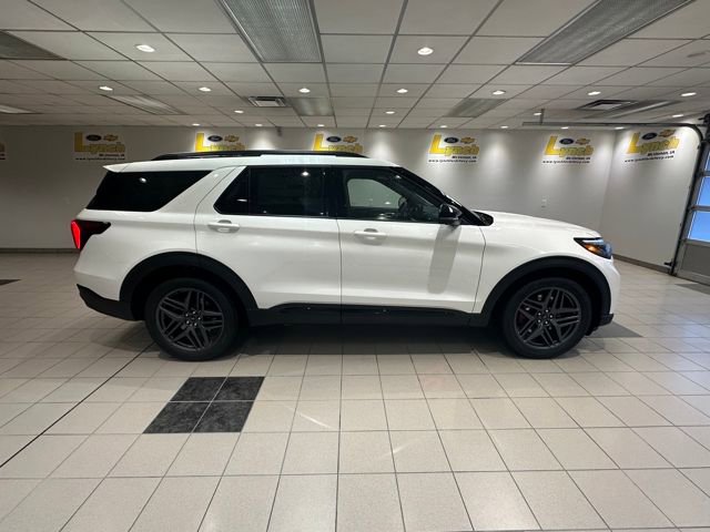 New 2026 Ford Explorer ST image 3