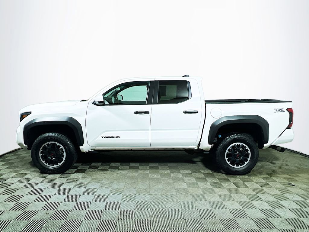 Certified 2024 Toyota Tacoma TRD Off-Road image 5