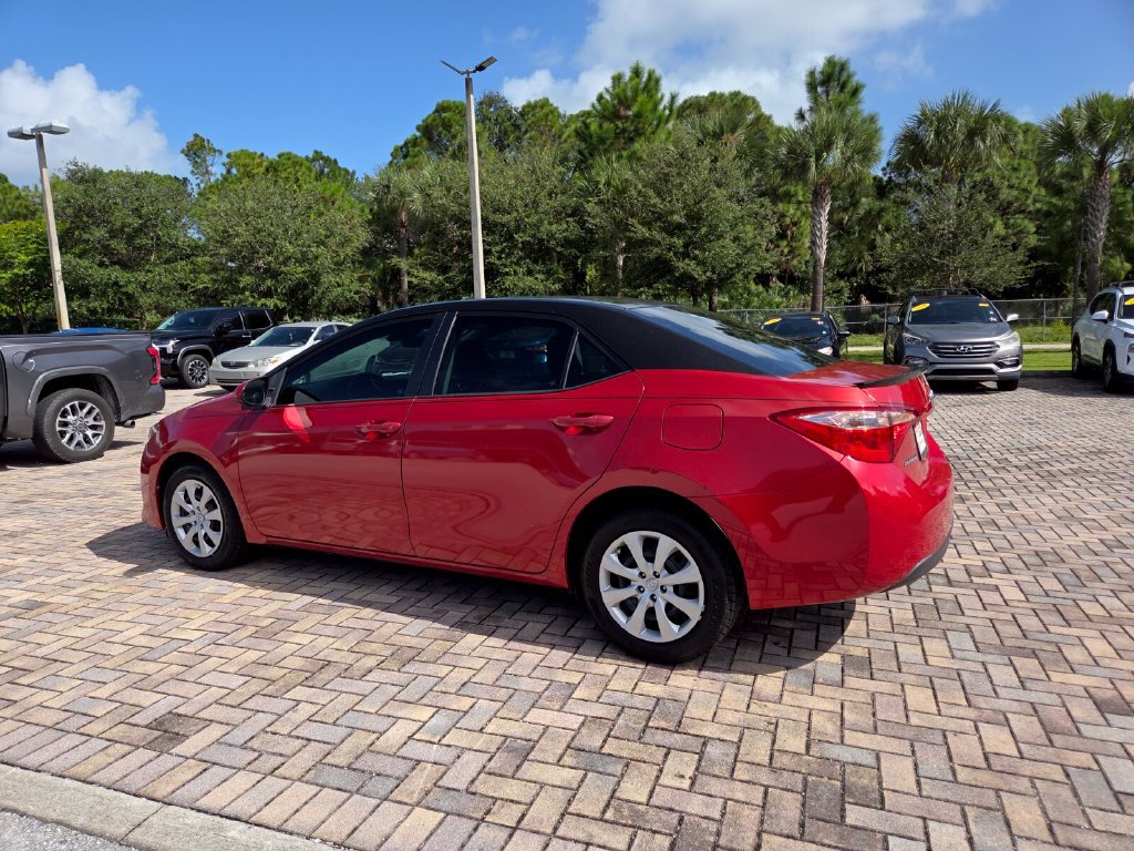 Certified 2018 Toyota Corolla LE FWD image 9