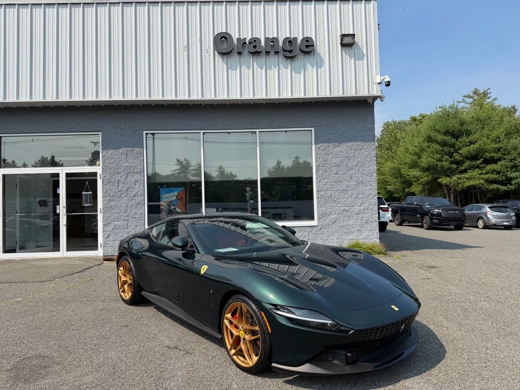 Used 2024 Ferrari Roma RWD image 11