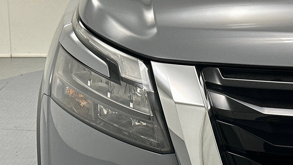 New 2025 Nissan Pathfinder Platinum w/ Cargo Package image 24