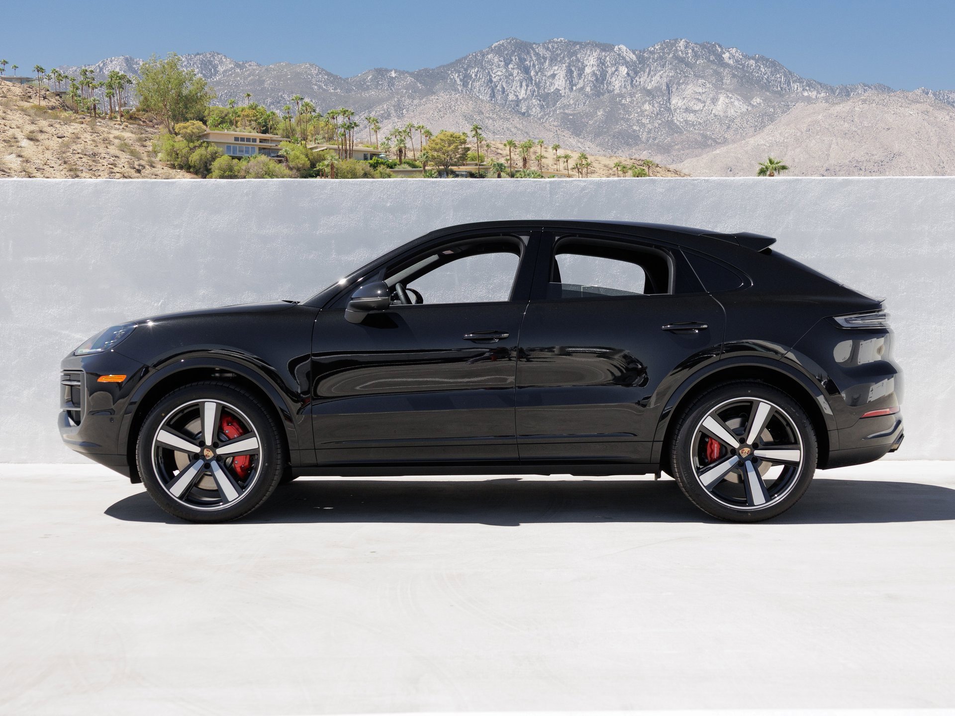 New 2026 Porsche Cayenne S image 2