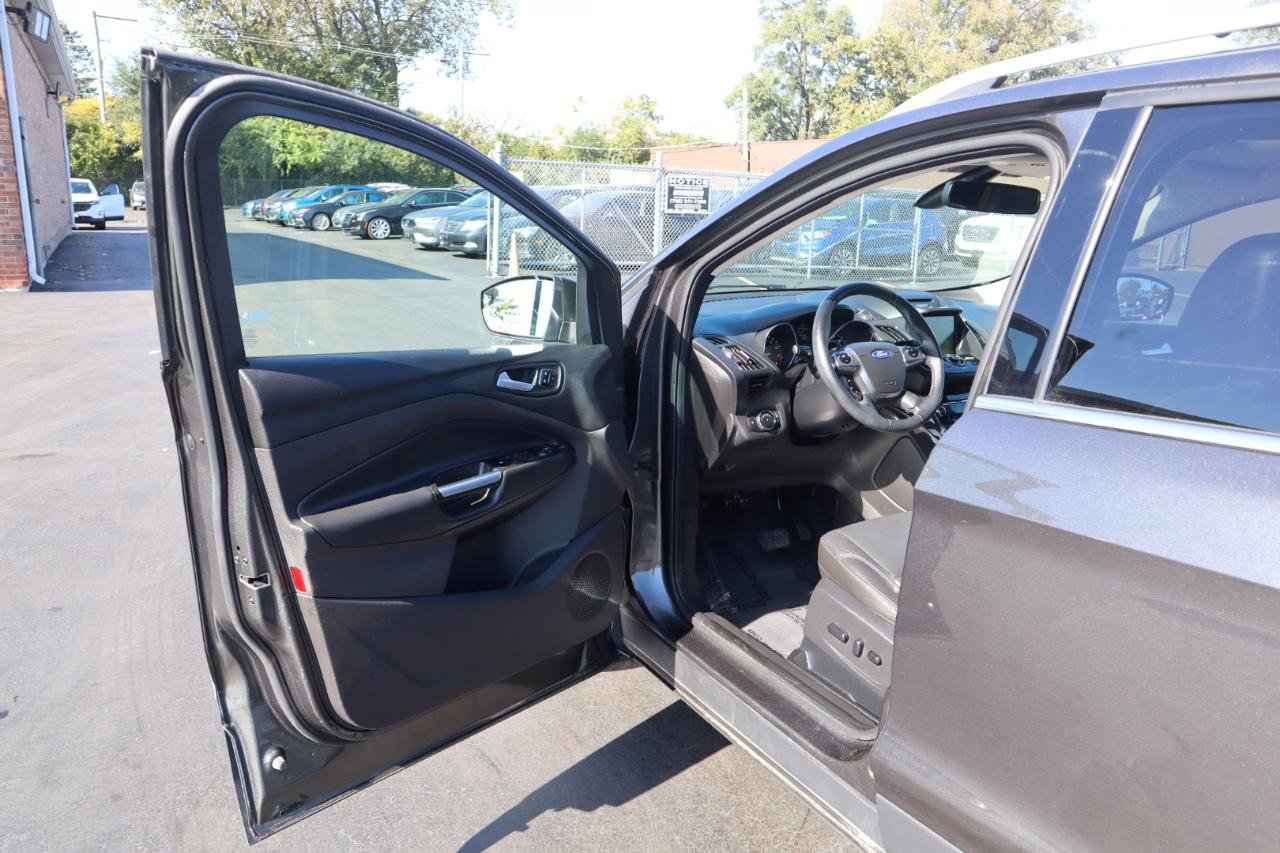 Used 2015 Ford Escape Titanium AWD/4WD image 19