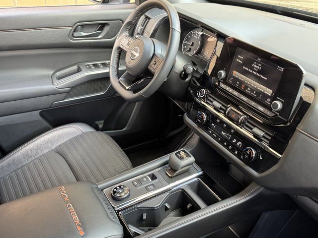 Used 2024 Nissan Pathfinder Rock Creek image 11