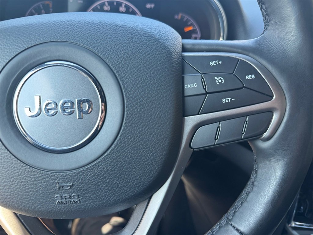 Used 2020 Jeep Grand Cherokee Altitude image 30