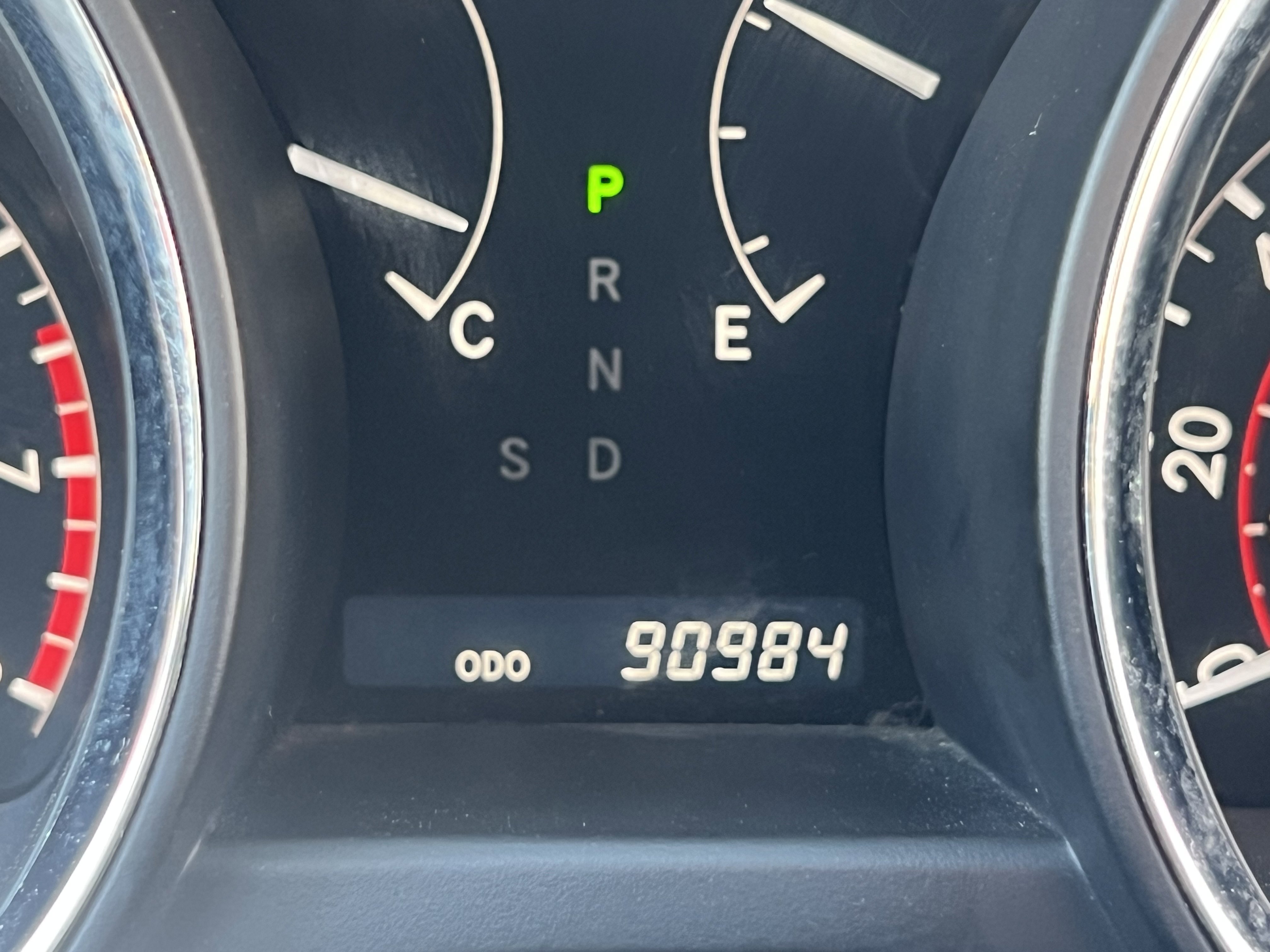 Used 2011 Toyota Highlander SE w/ Tow Pkg FWD image 18