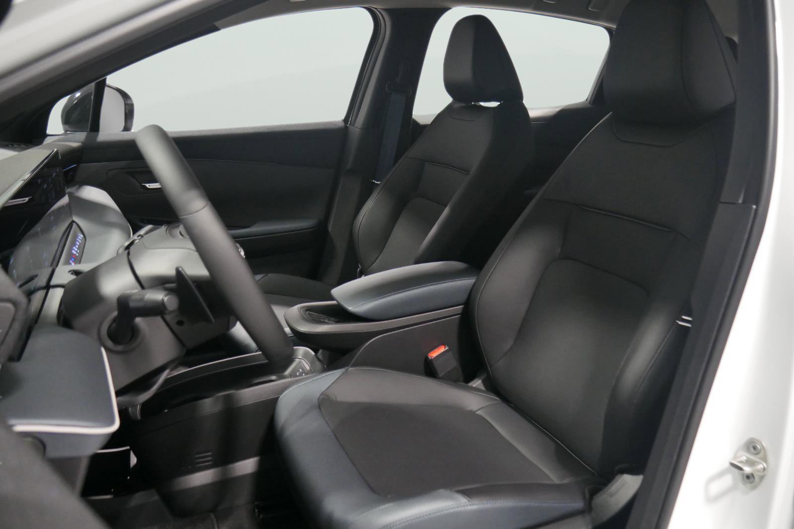 New 2026 Nissan Leaf SV+ w/ Illuminated Package image 10