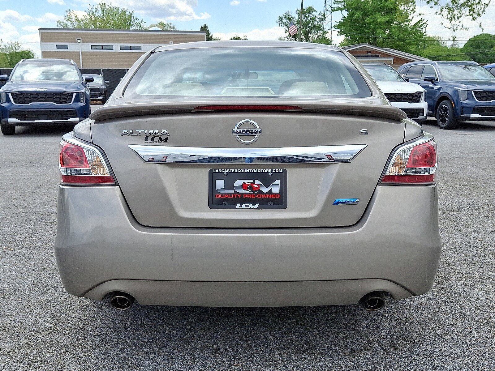Used 2014 Nissan Altima 2.5 S w/ Sport Value Package FWD image 6