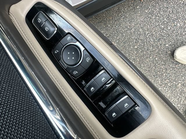 Used 2020 Lincoln Corsair Reserve w/ Equipment Group 201A AWD/4WD image 25