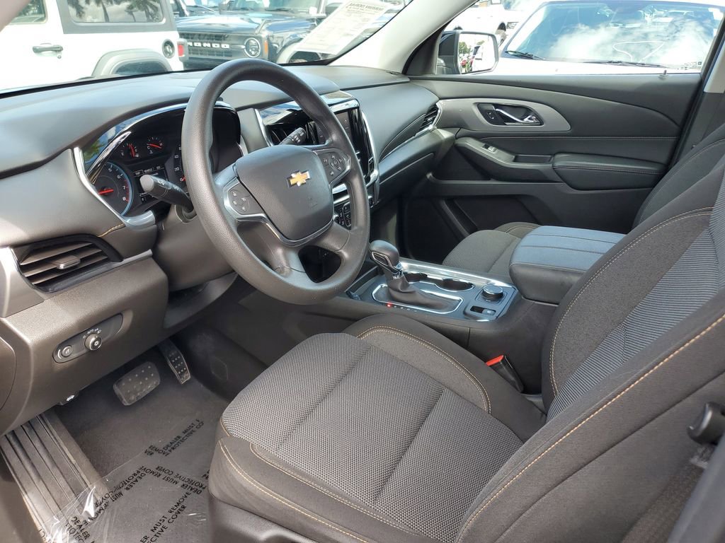 Used 2021 Chevrolet Traverse LS image 15