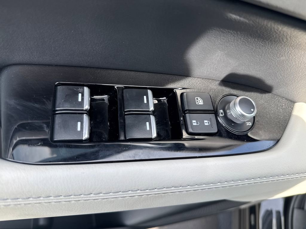 Used 2025 MAZDA CX-5 AWD 2.5 S w/ Premium Plus Pkg image 13