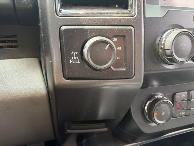 Used 2019 Ford F150 XLT w/ Equipment Group 302A Luxury AWD/4WD image 18