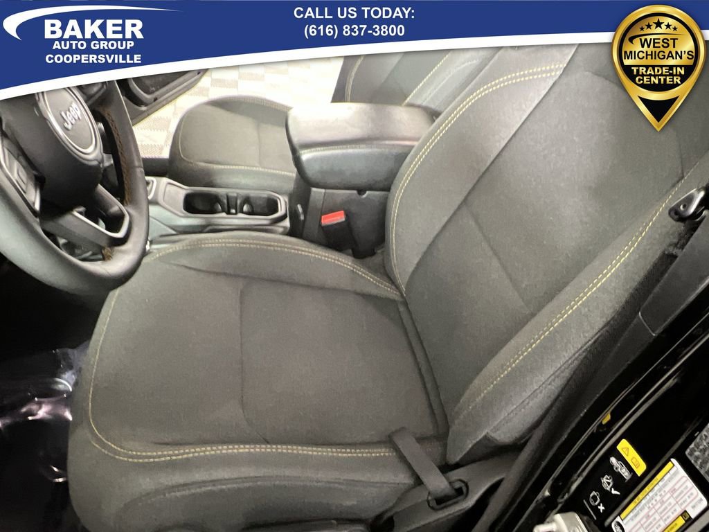 Used 2024 Jeep Wrangler Unlimited w/ Convenience Group image 19