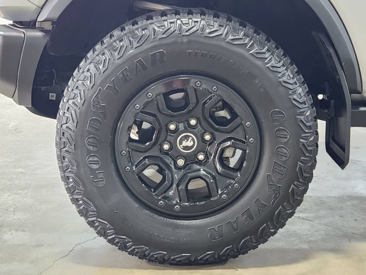 Used 2022 Ford Bronco Black Diamond AWD/4WD image 28