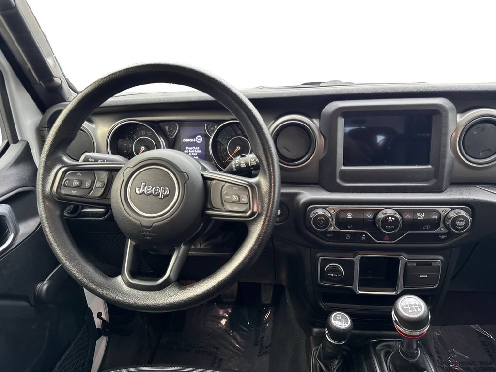 Used 2022 Jeep Wrangler Sport AWD/4WD image 46